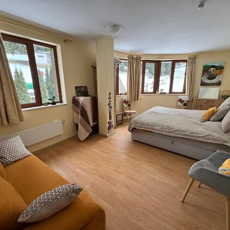 The Castle Mountain Appartement *